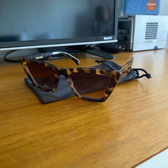 & Other Stories Accessories - & Other Stories Cat Eye Tortoise Sunglasses